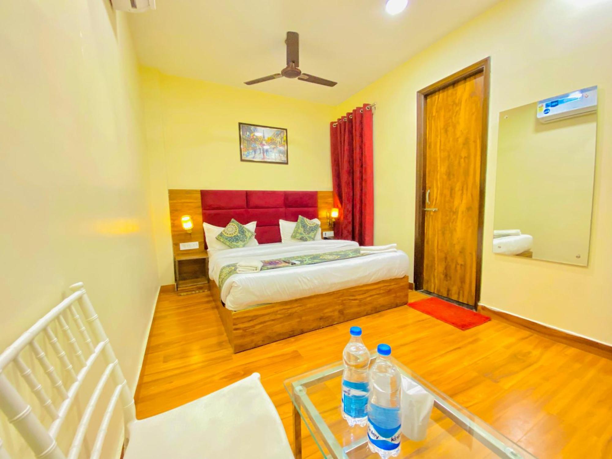 Hotel Holiday First 300 Meter From Golden Temple Amritsar Zewnętrze zdjęcie