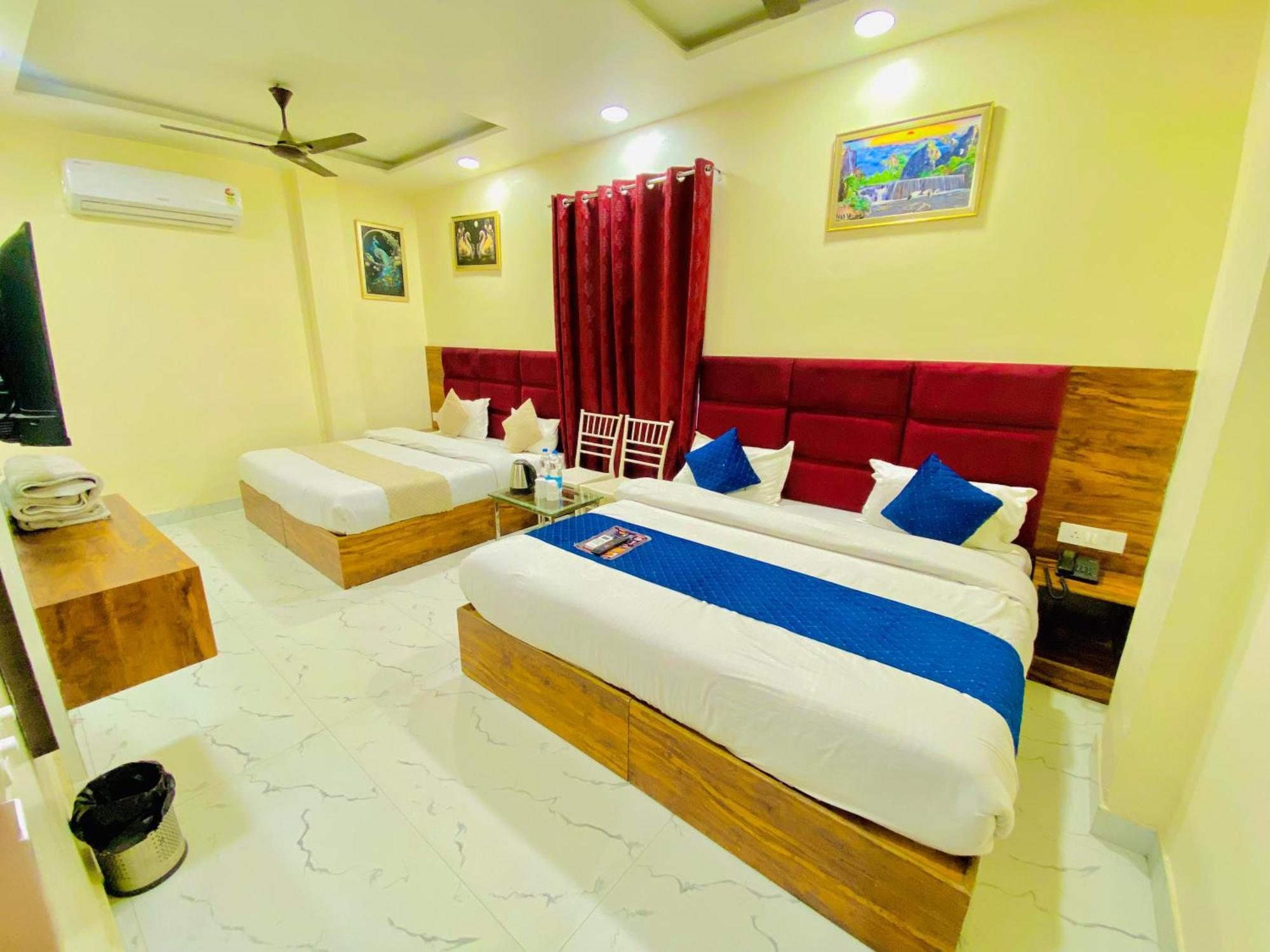 Hotel Holiday First 300 Meter From Golden Temple Amritsar Zewnętrze zdjęcie